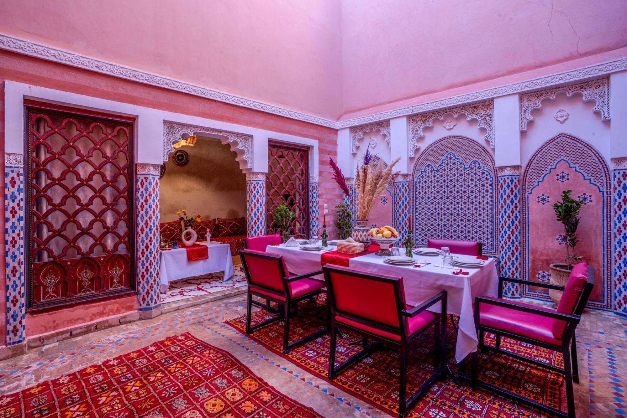 Riad Le Graff Pink Marrakesh Exterior photo