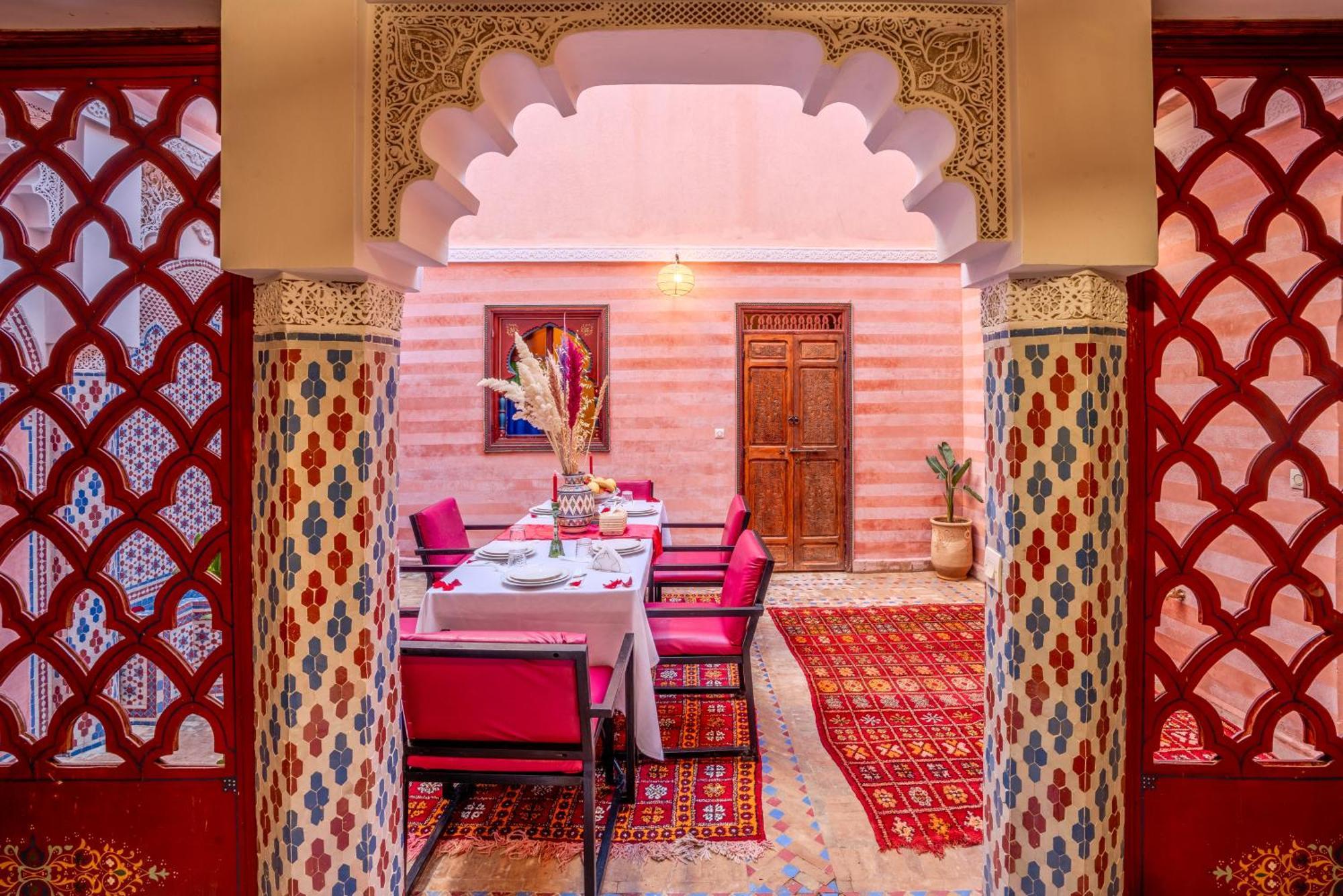 Riad Le Graff Pink Marrakesh Exterior photo