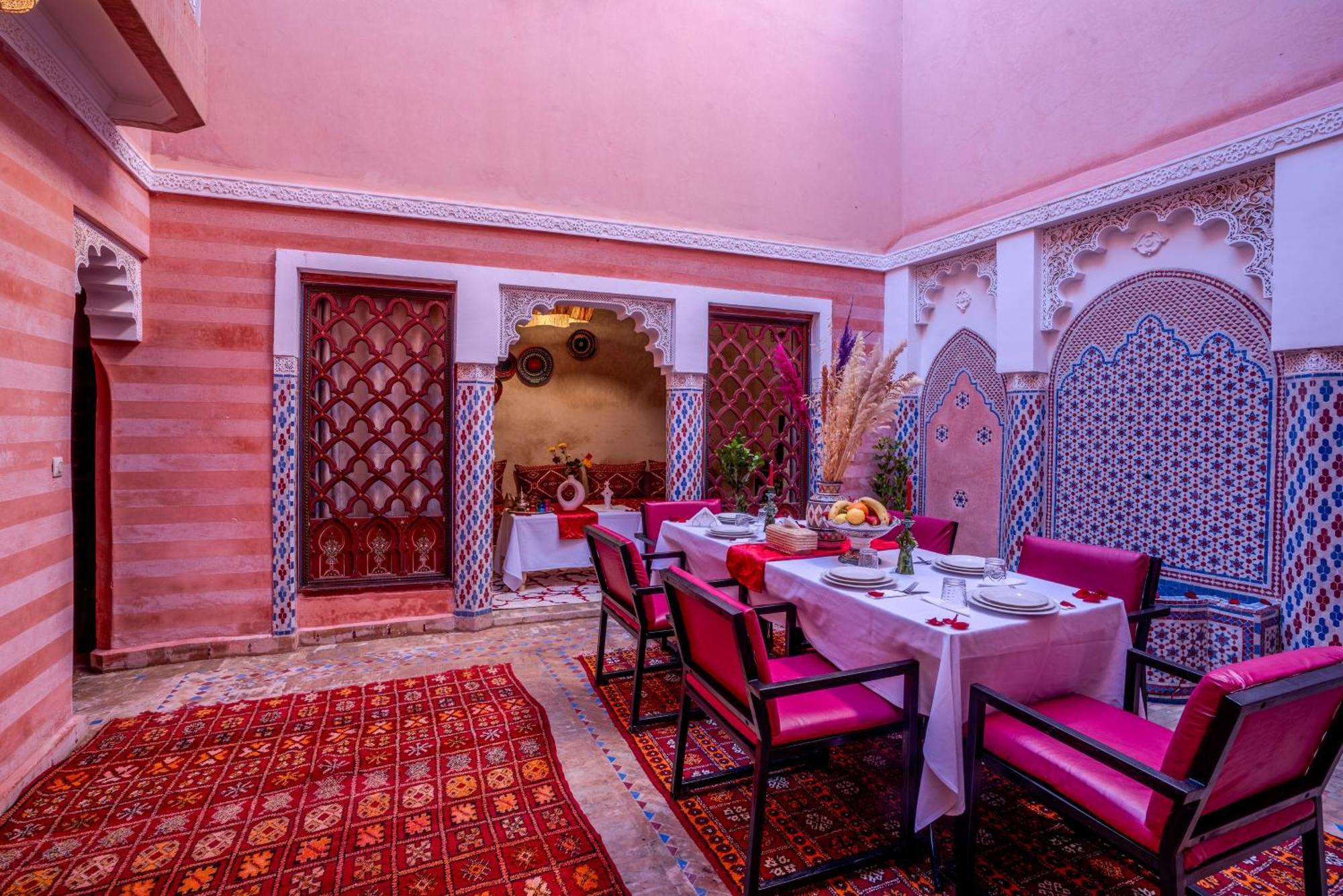 Riad Le Graff Pink Marrakesh Exterior photo