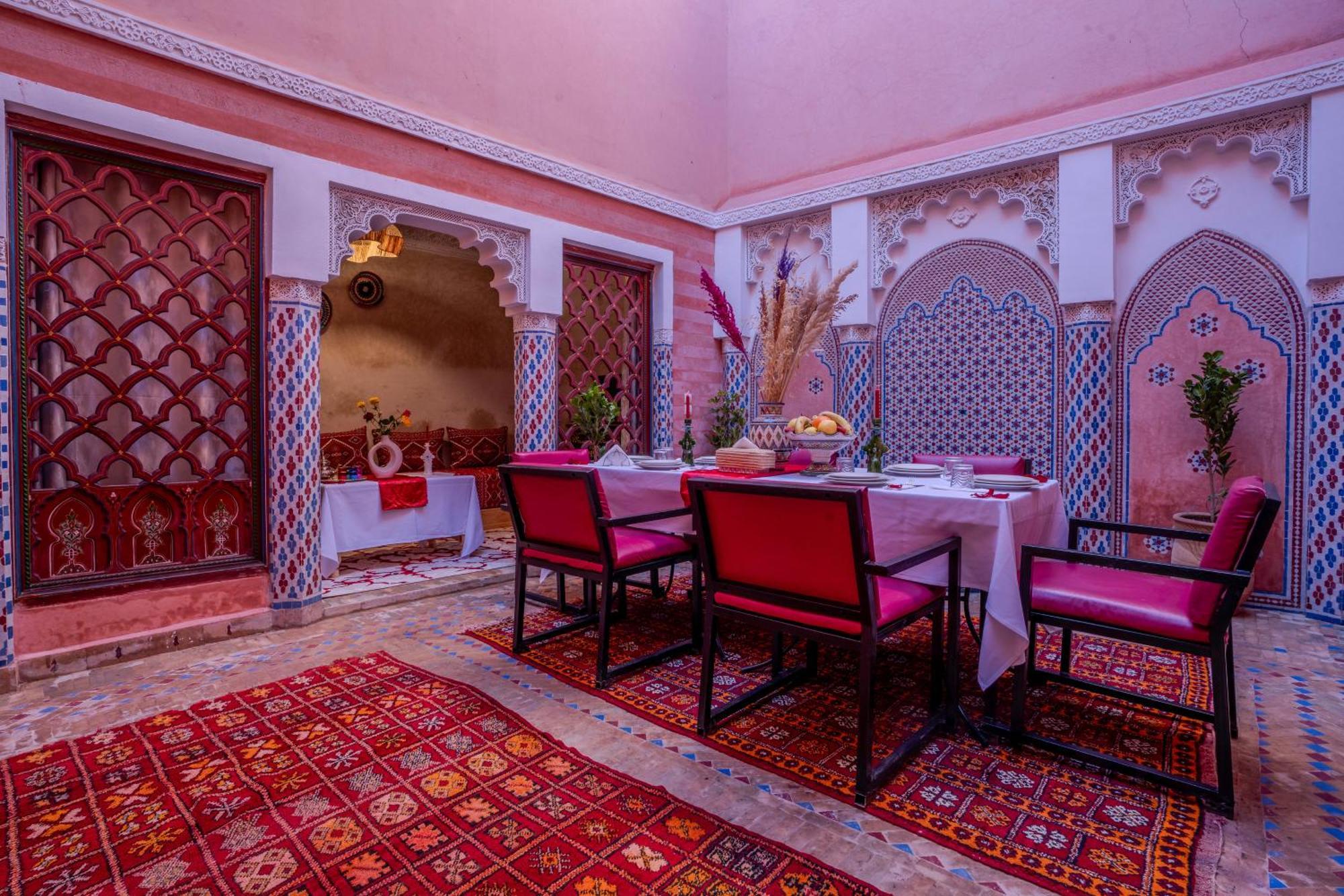 Riad Le Graff Pink Marrakesh Exterior photo